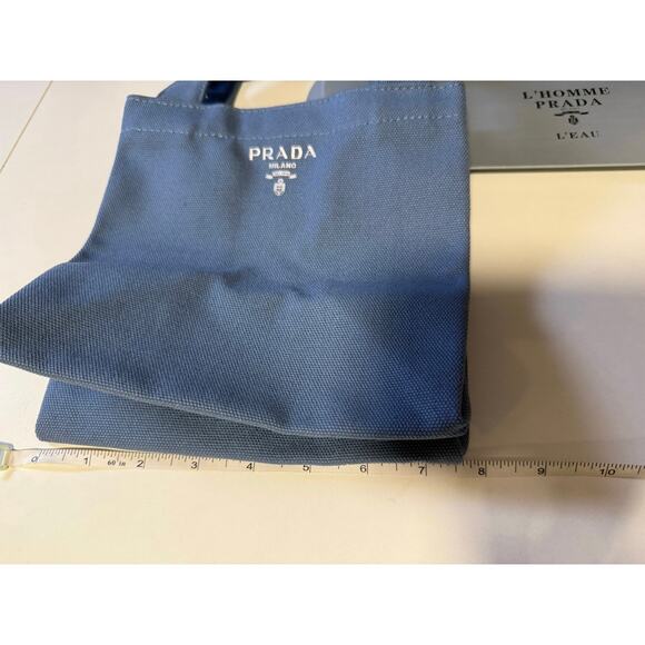 Prada GWP Blue Limited Edition Tote Bag with Box - NEW - Picture 3 of 6